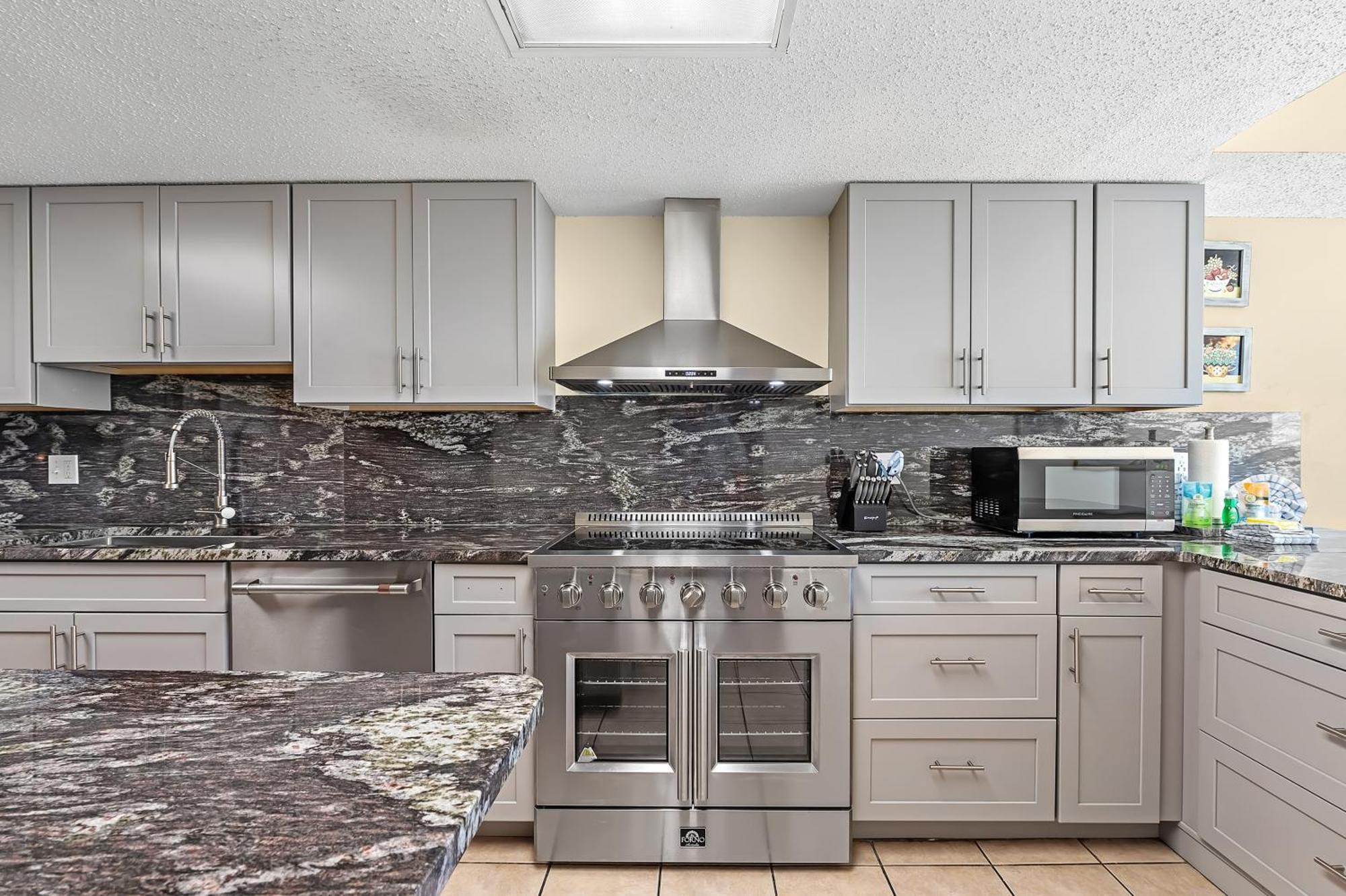 Edgewater West 102 Apartment *